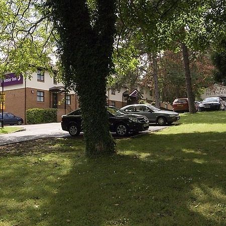 Premier Inn Kings Langley Exterior photo