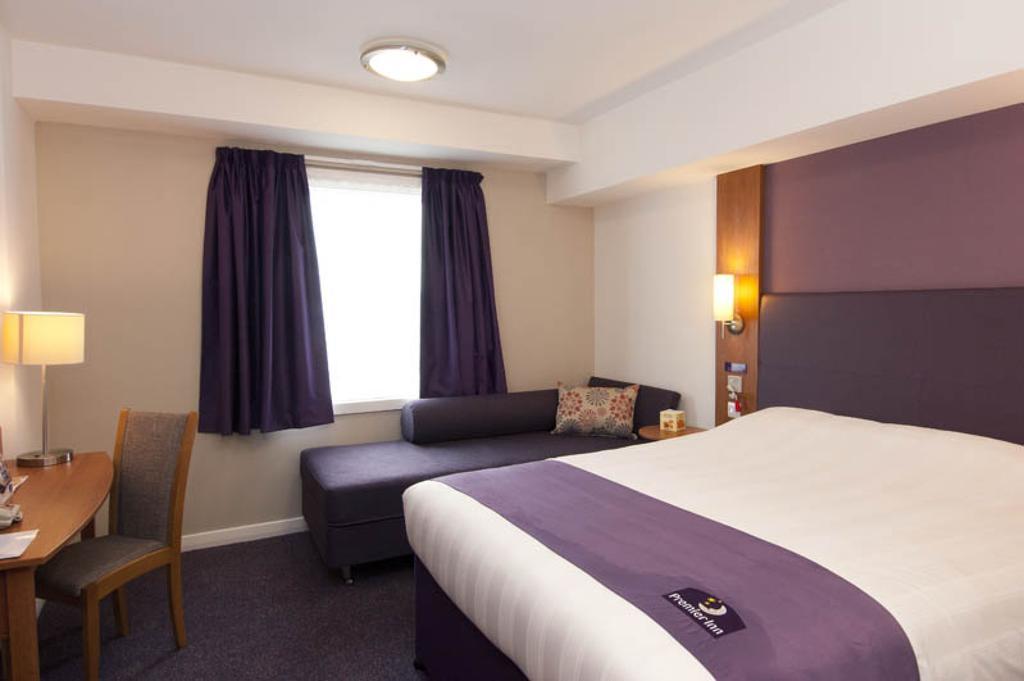 Premier Inn Kings Langley Room photo